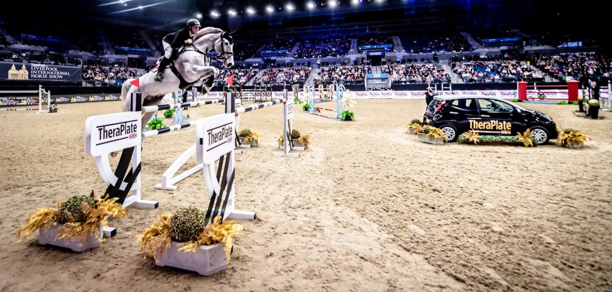 World’s Leading Show Jumpers Compete at TheraPlate UK Liverpool International Horse Show